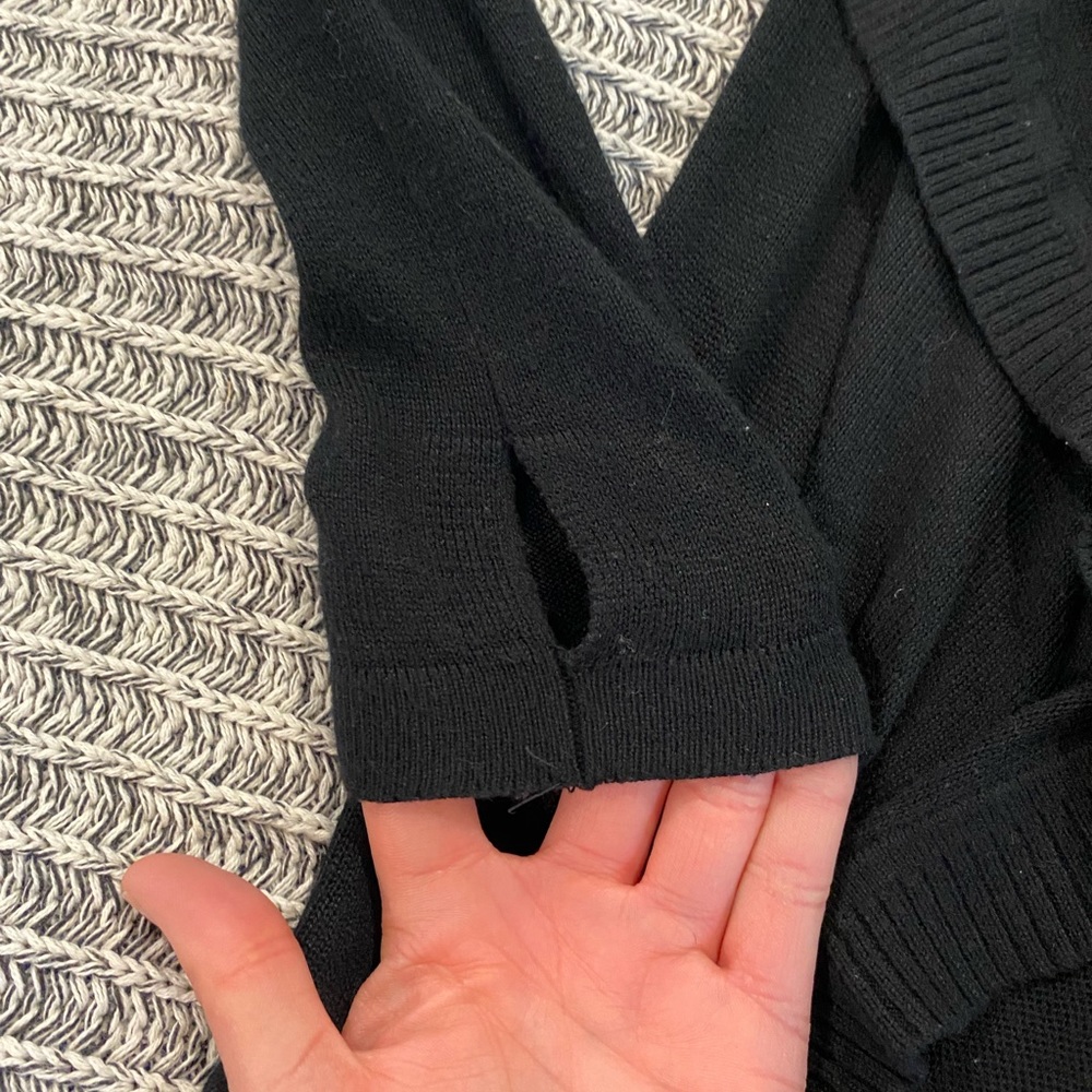 Lululemon Universal Wrap - Picture 4 of 6